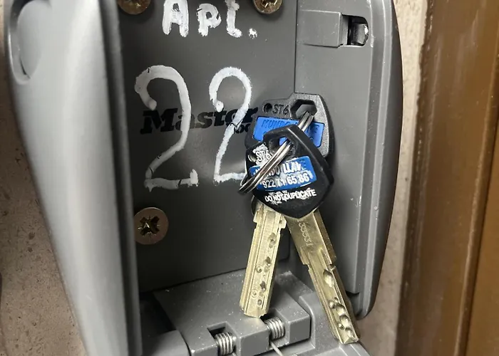 Edificio Gloria アパート *