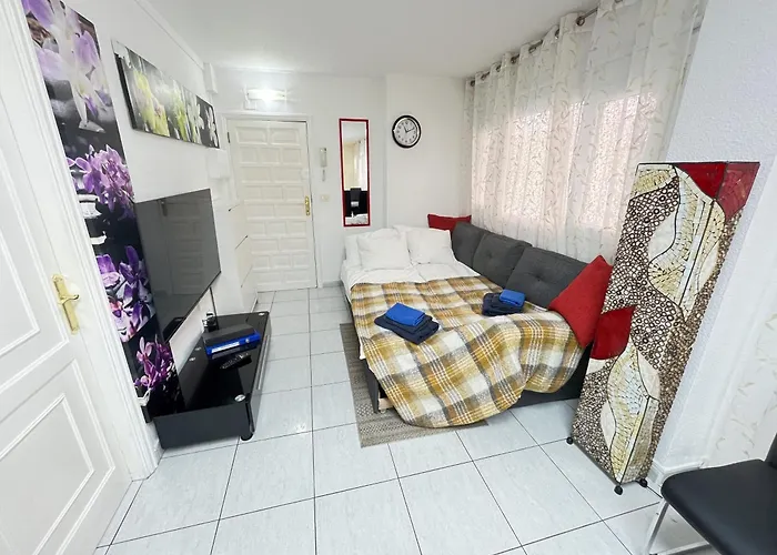 Edificio Gloria アパート ロスクリスティアーノス