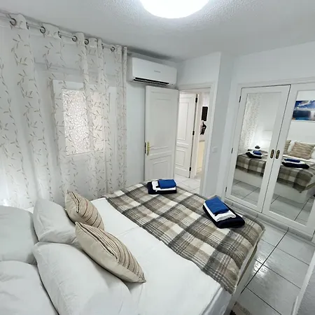 Edificio Gloria * Los Cristianos (Tenerife)